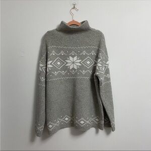 Christian Siriano Gray & White Nordic Turtleneck Sweater